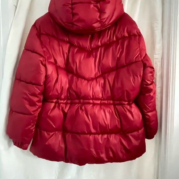 Women’s  Red Puffer Jacket - Picture 3 of 3
